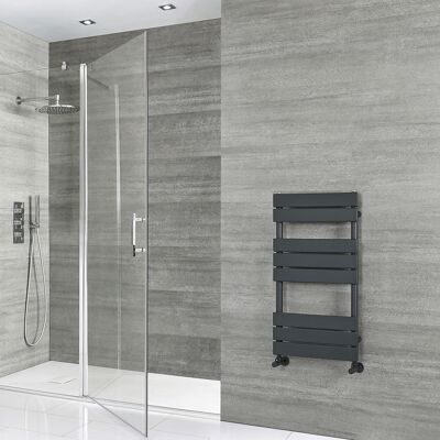 HudsonReed Scaldasalviette di Design - 825mm x 450mm - Antracite - Lustro HudsonReed Scaldasalviette di Design - 825mm x 450mm - Antracite - Lustro