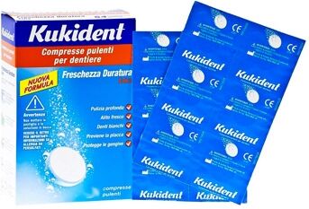 Kukident Linea Protesi Dentali Cleanser Fresh 54 Compresse Pulenti per Dentiere