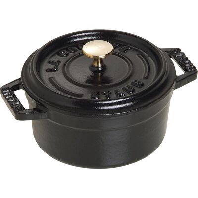 Staub Casseruola tonda in ghisa per induzione colore nero con maniglie e coperchio, diam. 14cm Staub Casseruola tonda in ghisa per induzione colore nero con maniglie e coperchio, diam. 14cm