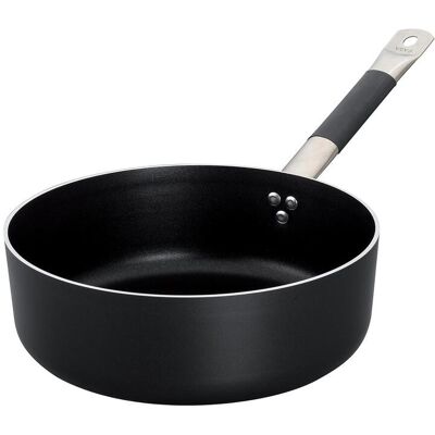 Fasa Casseruola bassa in alluminio antiaderente con manico in acciaio inox con guaina termoresistente, spessore 5 mm, diam. 32cm Fasa Casseruola bassa in alluminio antiaderente con manico in acciaio inox con guaina termoresistente, spessore 5 mm, diam. 32cm