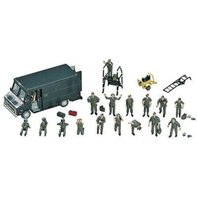 Hasegawa - I.S Pilot / Ground Crew Set (HASX72-7) Hasegawa - I.S Pilot / Ground Crew Set (HASX72-7)