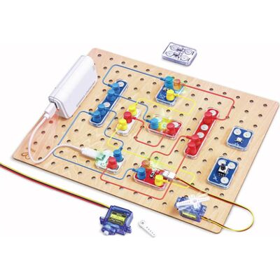 Hape - Kit circuiti base Italiano/Inglese/Tedesco (E5202AH02) Hape - Kit circuiti base Italiano/Inglese/Tedesco (E5202AH02)