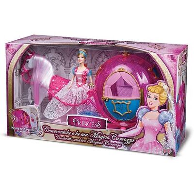 Grandi Giochi - Princess Cenerentola Con Carrozza (GG02960) Grandi Giochi - Princess Cenerentola Con Carrozza (GG02960)