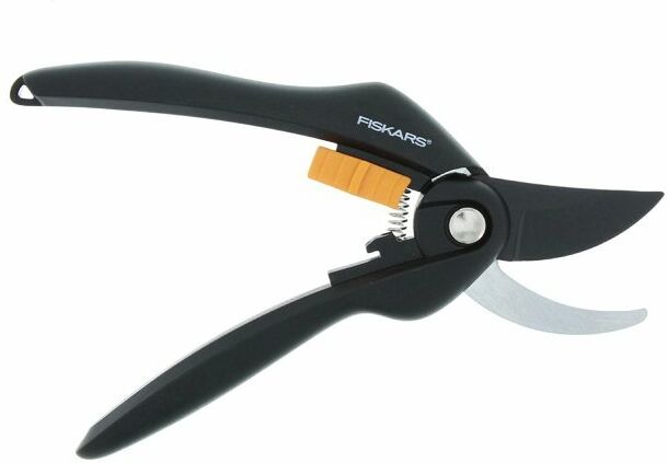 Fiskars FORBICI SINGLE STEP BYPASS P26