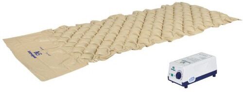 Termigea Materasso Antidecubito A Bolle D'Aria - Con Compressore Per Regolazione Di Pressione - Ciclo Alternato 6 Minuti Termigea Materasso Antidecubito A Bolle D'Aria - Con Compressore Per Regolazione Di Pressione - Ciclo Alternato 6 Minuti