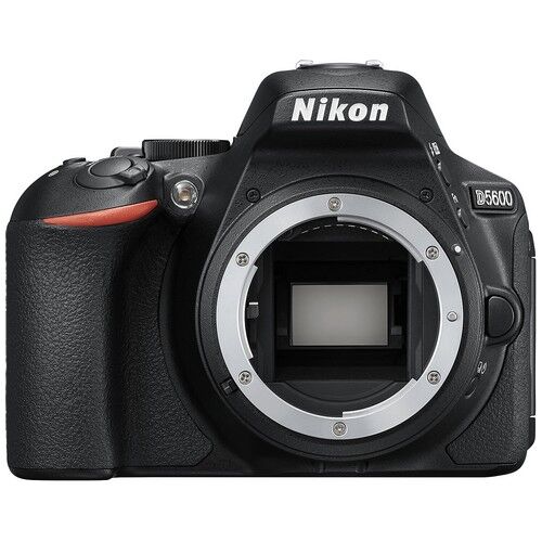 Nikon Fotocamera Reflex Nikon D5600 Body Black - Prodotto in Italiano