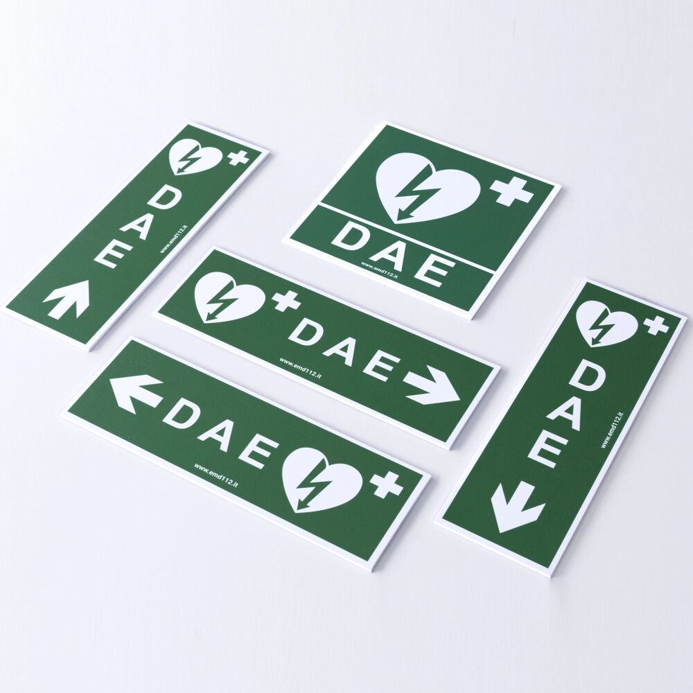 Set di 5 cartelli in forex per segnalazione presenza defibrillatori DAE