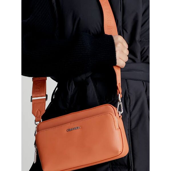 calvin klein must camera bag borsa a tracolla borse a tracolla donna arancione taglia unica