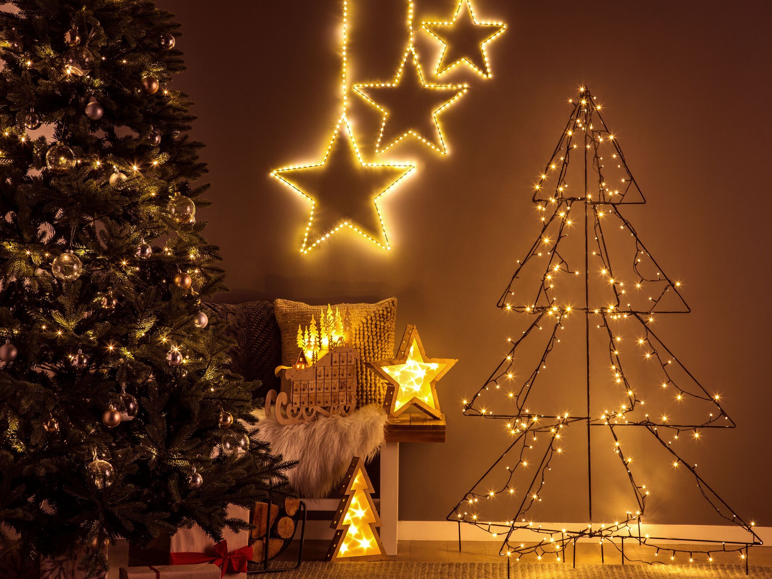 Beliani Decorazione Per Interno Ed Esterno Albero Di Natale Con Luci A Led 160 Cm