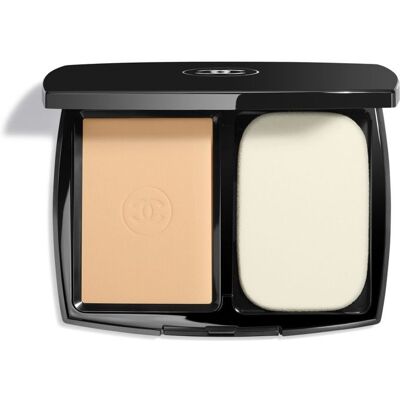 Chanel Ultra Le Teint Fondotinta Compatto Ad Alta Perfezione. Lunga Tenuta. Massimo Confort 13 g Chanel Ultra Le Teint Fondotinta Compatto Ad Alta Perfezione. Lunga Tenuta. Massimo Confort 13 g