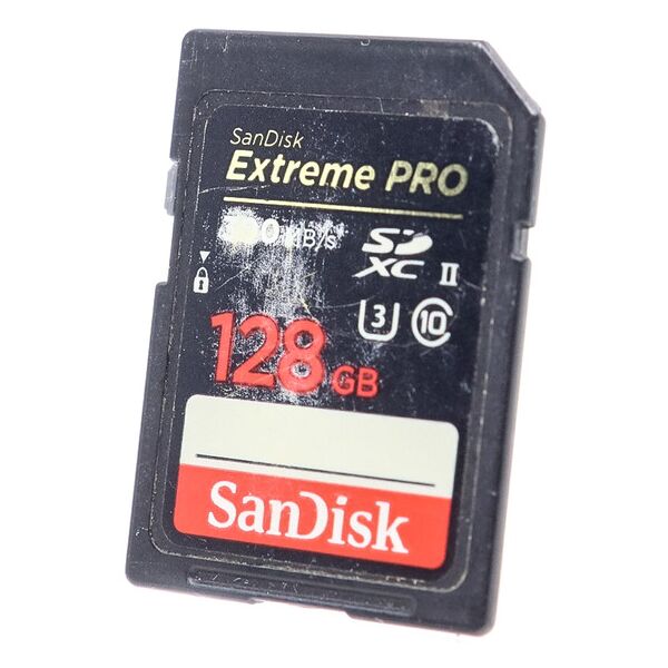 sandisk 128gb extreme pro 300 mb/s uhs-ii sdxc (condition: good)