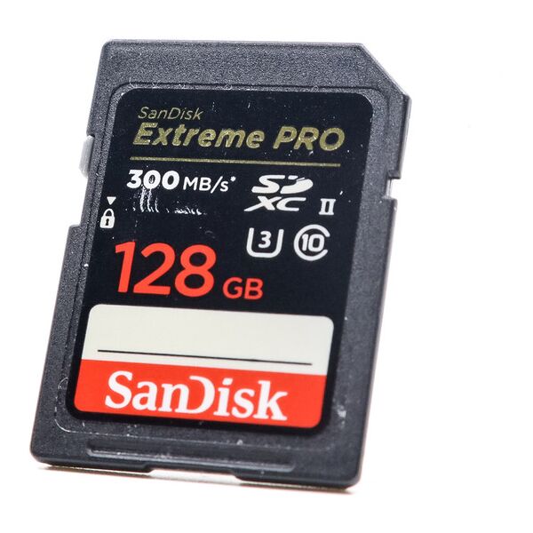 sandisk 128gb extreme pro 300 mb/s uhs-ii sdxc (condition: like new)