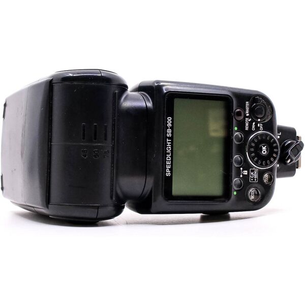 nikon sb-900 speedlight (condition: well used)