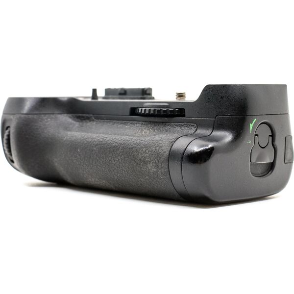 nikon mb-d12 battery grip (condition: good)