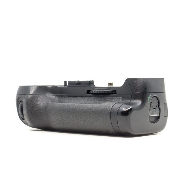 nikon mb-d12 battery grip (condition: good)