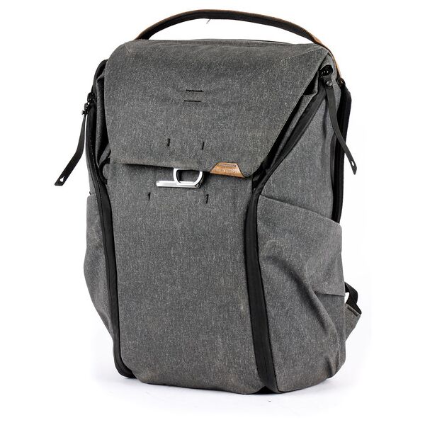 peak design everyday backpack 30l v2 (condition: well used)