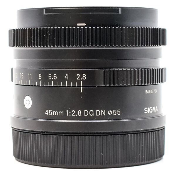 sigma 45mm f/2.8 dg dn contemporary l fit (condition: excellent)