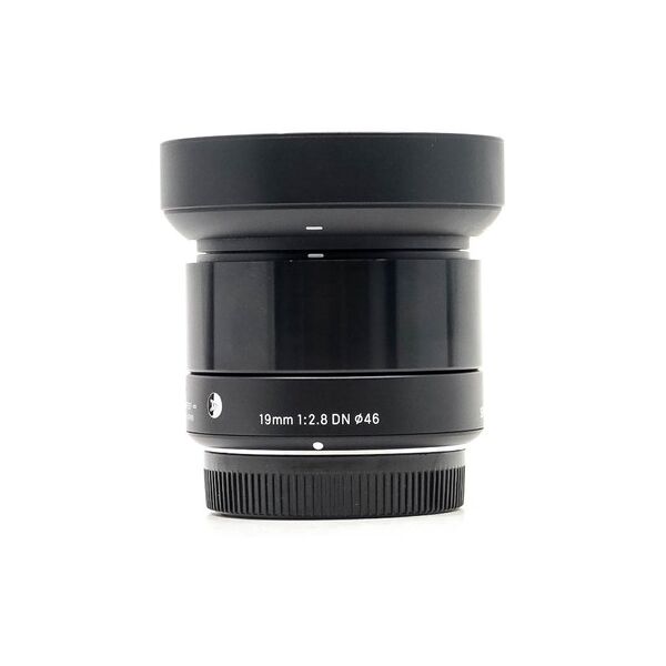 sigma 19mm f/2.8 dn art micro four thirds fit (condition: excellent)