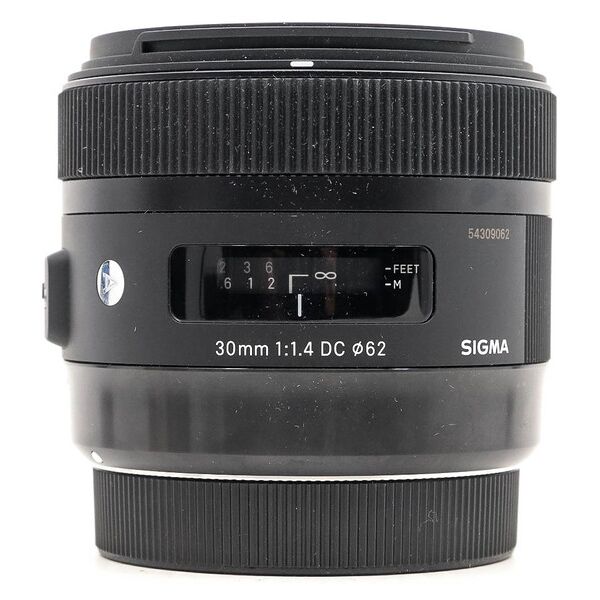 sigma 30mm f/1.4 dc hsm art canon ef-s fit (condition: excellent)