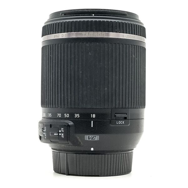 tamron 18-200mm f/3.5-6.3 di ii vc nikon fit (condition: excellent)