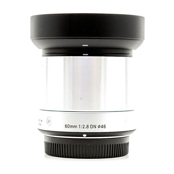 sigma 60mm f/2.8 dn art micro four thirds fit (condition: like new)