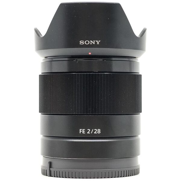 sony fe 28mm f/2 (condition: like new)