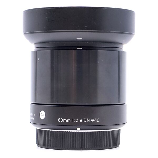 sigma 60mm f/2.8 dn art micro four thirds fit (condition: excellent)