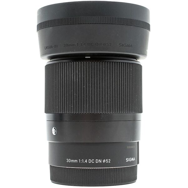 sigma 30mm f/1.4 dc dn contemporary sony e fit (condition: excellent)