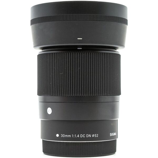 sigma 30mm f/1.4 dc dn contemporary canon ef-m fit (condition: like new)