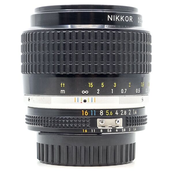 nikon ai-s nikkor 35mm f/1.4 (condition: good)