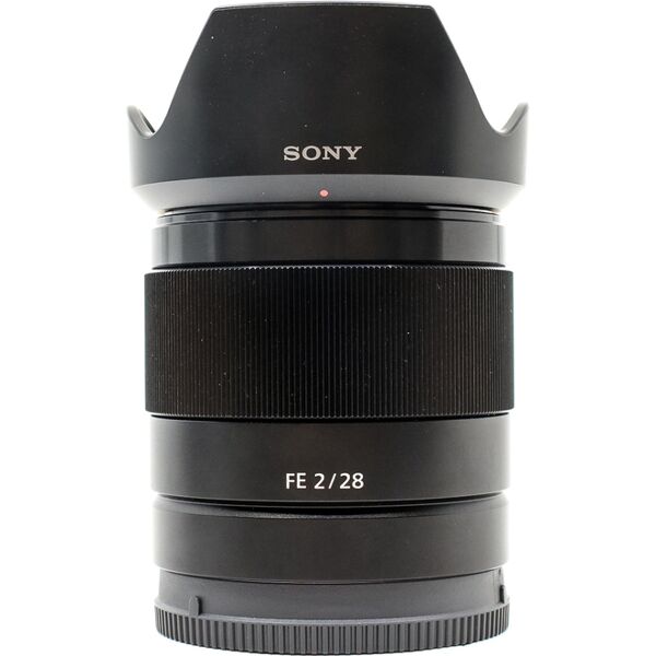 sony fe 28mm f/2 (condition: like new)