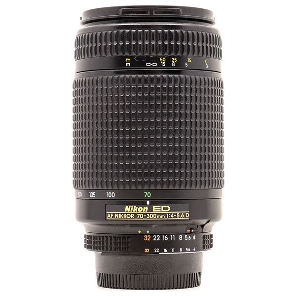 nikon af nikkor 70-300mm f/4-5.6d ed (condition: excellent)