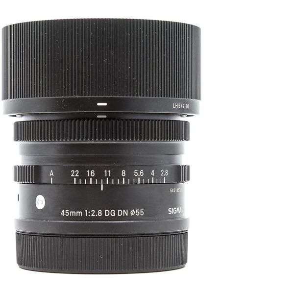 sigma 45mm f/2.8 dg dn contemporary l fit (condition: like new)