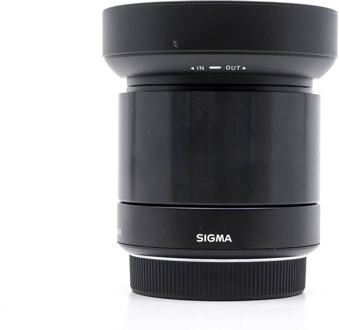 sigma 60mm f/2.8 dn art micro four thirds fit (condition: excellent)