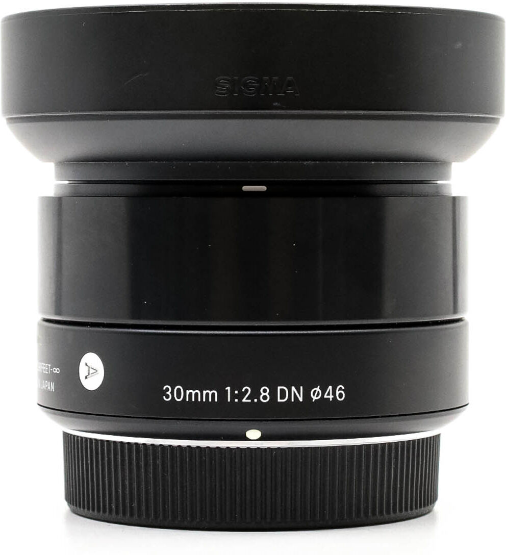 sigma 30mm f/2.8 dn art micro four thirds fit (condition: excellent)