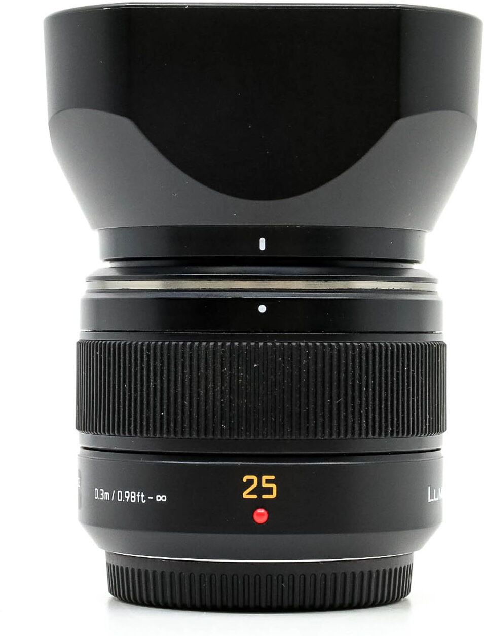 panasonic leica dg summilux 25mm f/1.4 asph. (condition: like new)