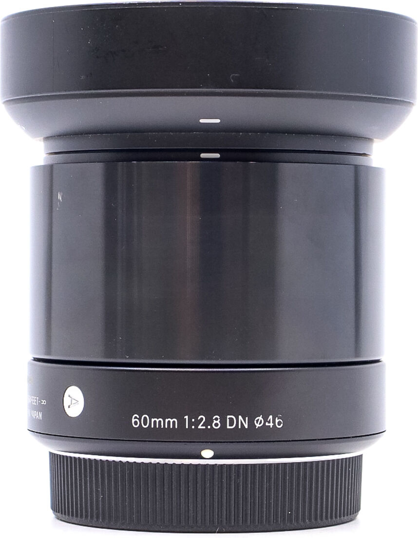 sigma 60mm f/2.8 dn art micro four thirds fit (condition: excellent)