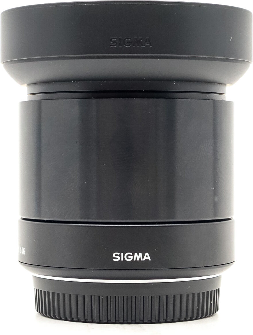 sigma 60mm f/2.8 dn art micro four thirds fit (condition: like new)