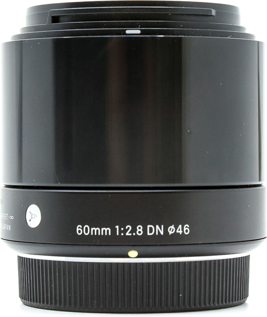 sigma 60mm f/2.8 dn art micro four thirds fit (condition: good)