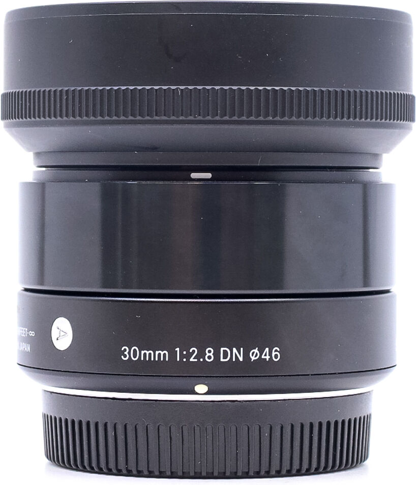 sigma 30mm f/2.8 dn art micro four thirds fit (condition: excellent)