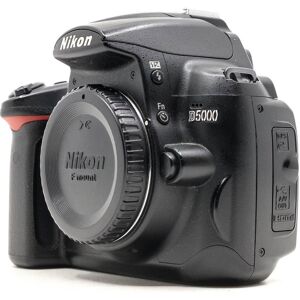 Nikon D5000 (Condition: Good)