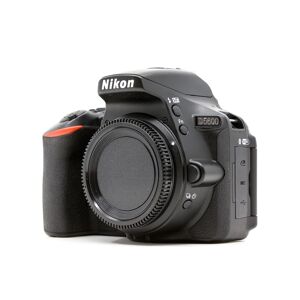 Nikon D5600 (Condition: Excellent)