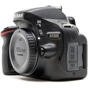 Nikon D5100 (Condition: Excellent)