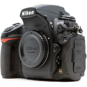 Nikon D700 (Condition: Good)