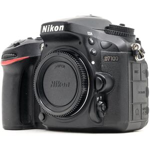 Nikon D7100 (Condition: Good)