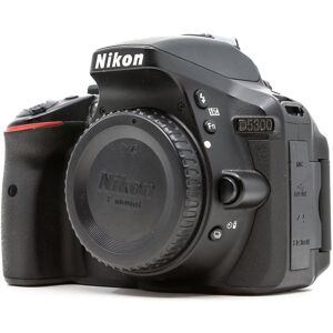 Nikon D5300 (Condition: Good)