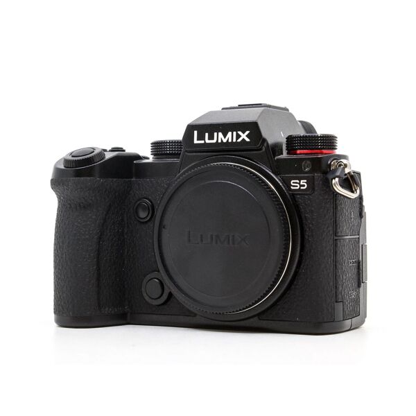 panasonic lumix dc-s5 (condition: like new)