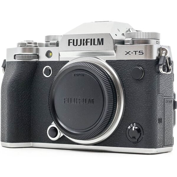 fujifilm x-t5 (condition: excellent)