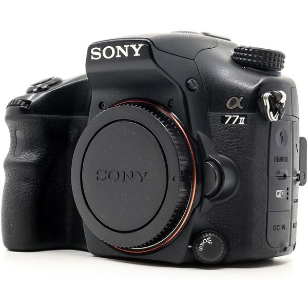 sony alpha a77 ii (condition: well used)