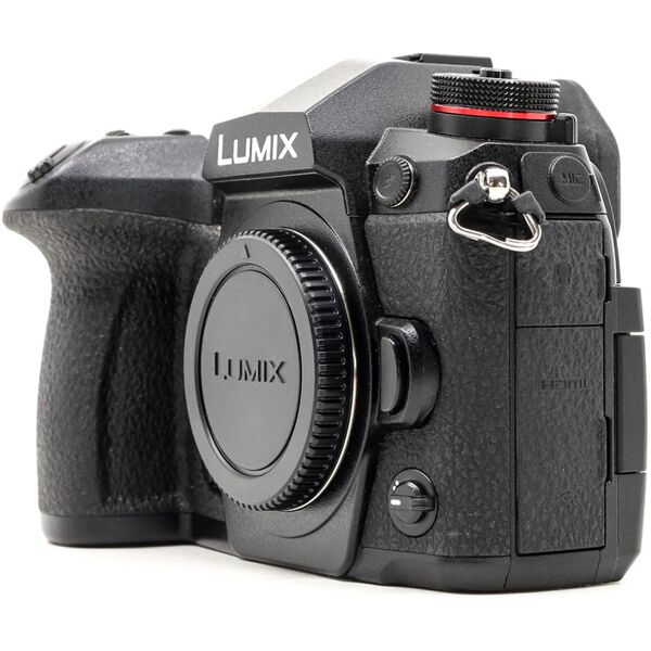 panasonic lumix dc-g9 (condition: excellent)